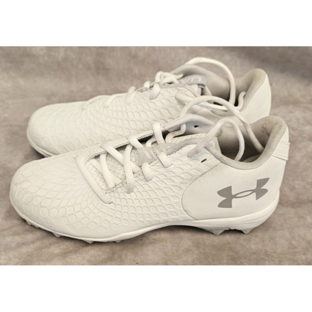 Under Armour Glyde 2.0 RM Softball Cleats Women's Size 5.5 WHITE